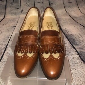Vintage Salvatore Ferragamo Tan and Cream Women's Loafers